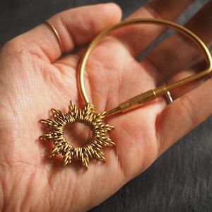 KEY CHAIN Brass Wire SUN with D ring 画像 2