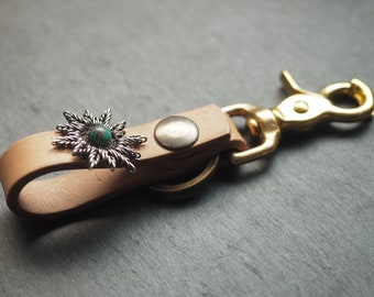 KEYCHAIN - Brass Wire DREAM CATCHER Turquoise Genuine Leather Keychain