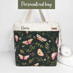 Bolsa personalizada para proyectos de tejido. Organizador para ganchillos, agujas e hilo. Bolsa grande con nombre.