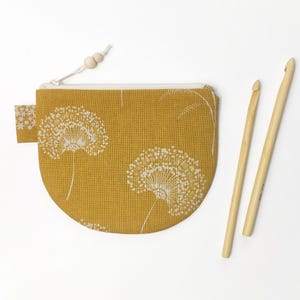 Maschenmarkierer-Beutel mit benutzerdefinierten Namen. Kleine Münztasche. Personalisierte Reißverschlusstasche. Kartenhalter. Geldbeutel aus Baumwolle. Naturliebhaber. Blumige Mini-Geldbörse.