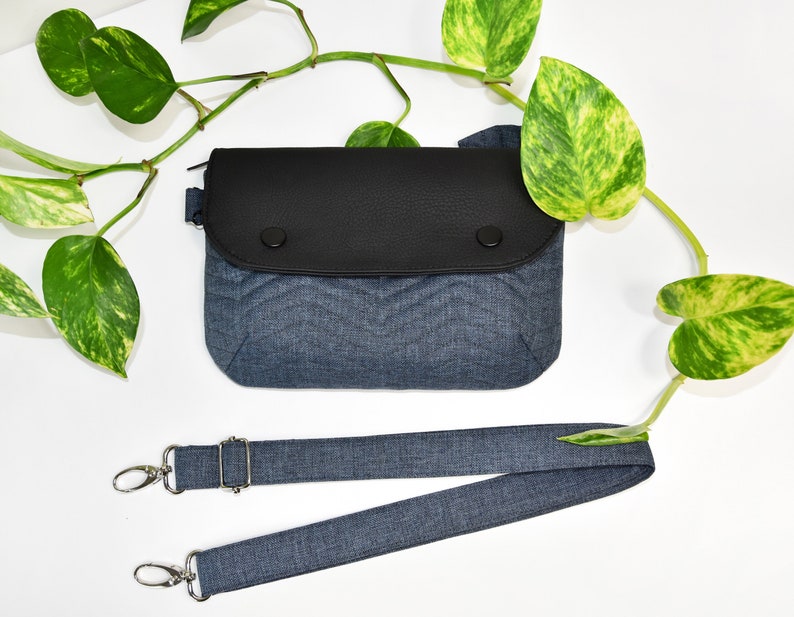 Crossbody bag Casual waist bag Adjustable strap vegan leather Small size belt bag Gift for her Waterproof canvas Quilted fabric
