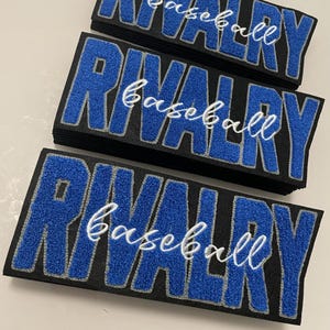 Patchs brodés en chenille personnalisés