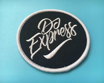 100 Custom embroidered patches china, embroidery badges, cloth badge patch, designer patches for jackets, sew on badges, patches custom