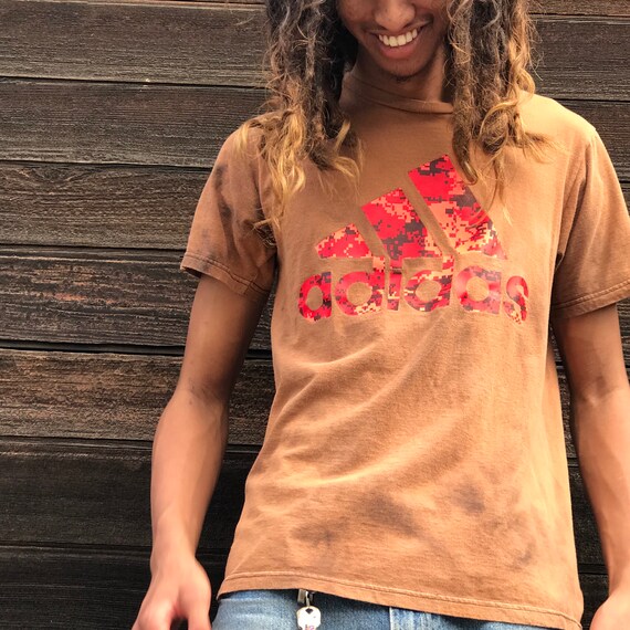 vans opposite t shirt