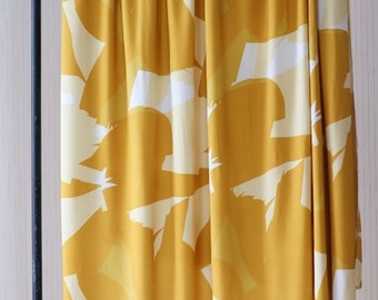 Viscose twill print ECOVERO rush yellowMind the Maker