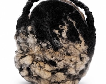 Reversible Handmade Felt Bag – Textured Elegance in Grey and Milk-White