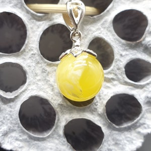 070 Sphere shape yellow ivory amber pendant, ball amber pendant