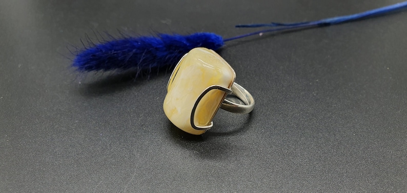 Sizable Ring 6+ 8.6g 332 Rectangle Shape Sterling Silver Ring With Natural White Yellow Amber 16mm Adjustable Amber Ring