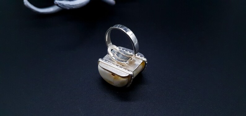 8.0 g 524 Rectangle Shape Sterling Silver Ring With Natural White Yellow Amber 15+mm Sizable Ring 4.5+ Adjustable Amber Ring