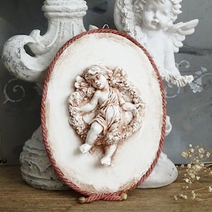 Oval Cherub Wall Plaque: Shabby Chic Angel Decor