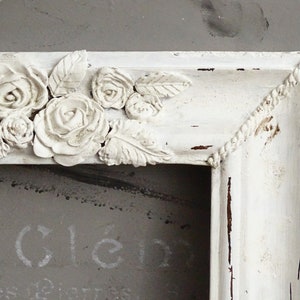 Shabby Chic Floral Wood Picture Frame: Ornate Farmhouse Decor