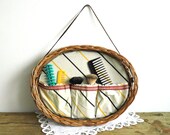 Vintage Wall Pocket Wicker Woven Oval Utensil Holder Rattan Wall Hanging Rack Organizer Wall Basket Bathroom Shelf Striped Bohemian Decor