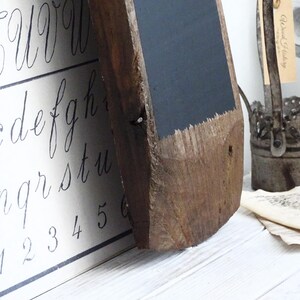 Quadro-negro antigo emoldurado: decoração de parede rústica e primitiva imagem 5