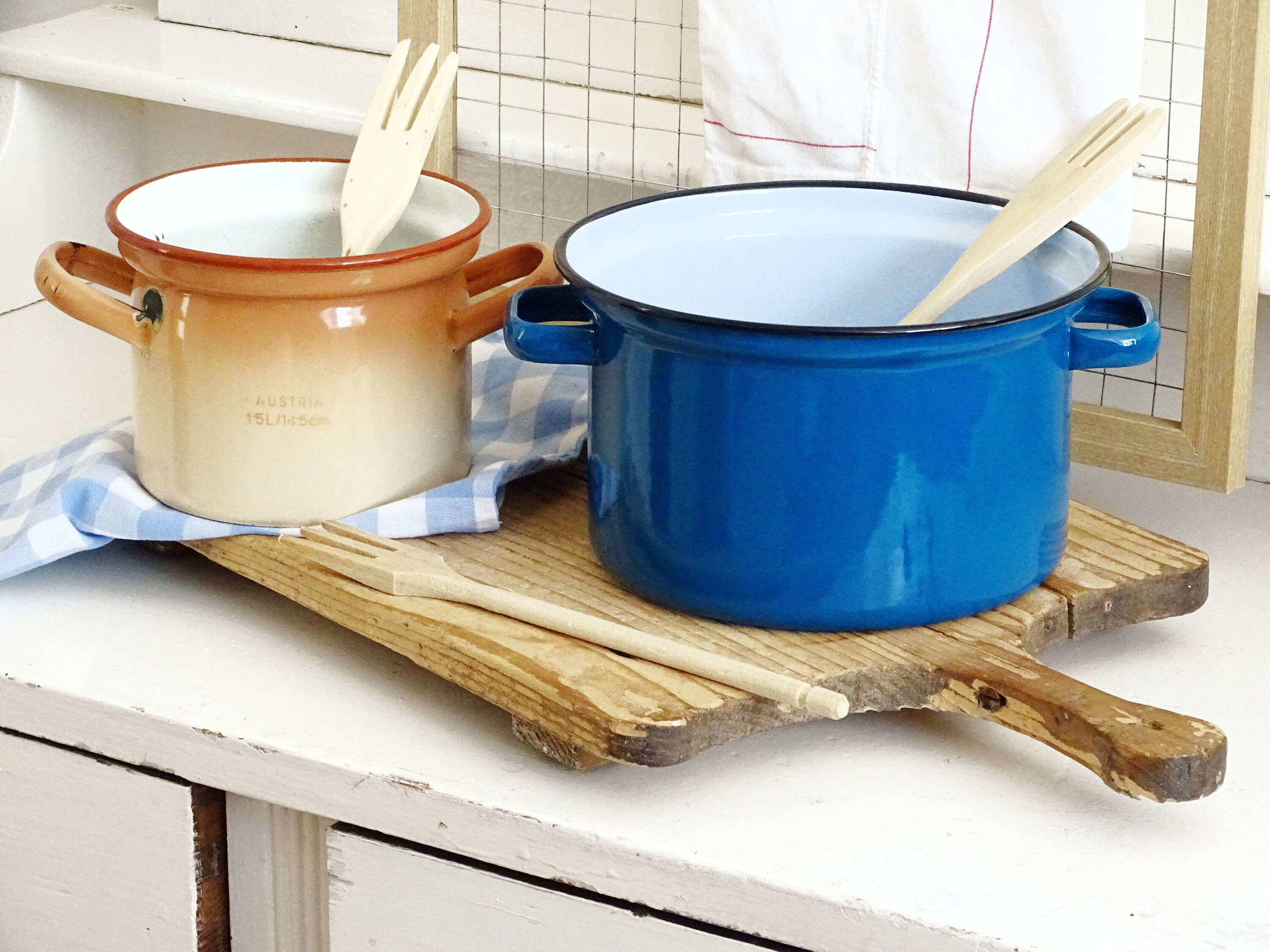 Vintage ポンチョ フリンジ ベージュ Beige Enamel Cooking Pot W/ Handles, 60s Enamelware, Retro