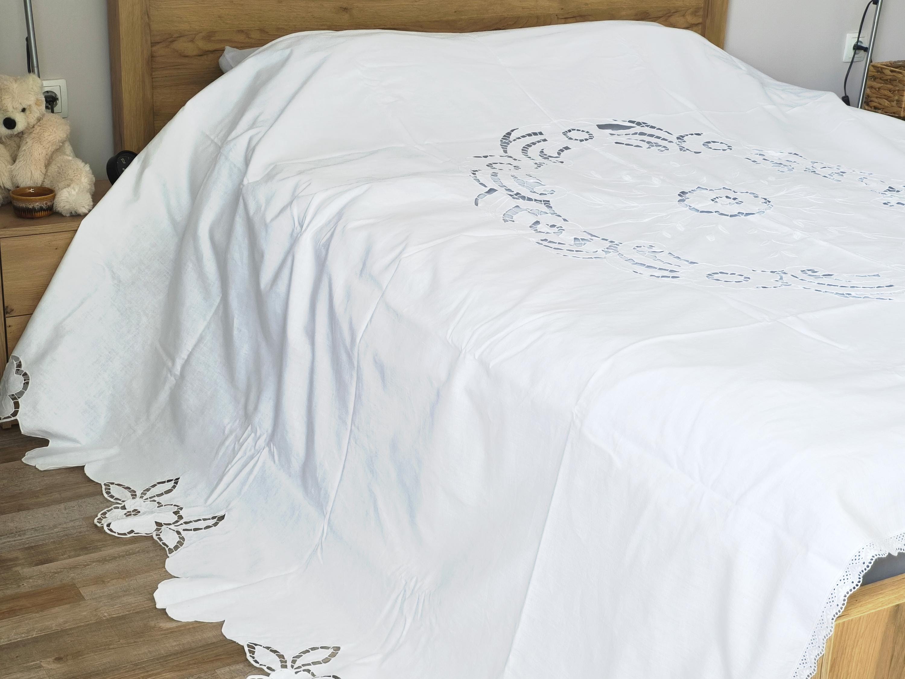 フランスのリシュリューレースのベッドスプレッド：アンティーク