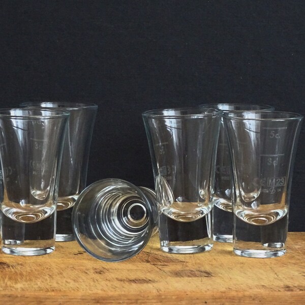 6 Vintage Shot Glasses, Clear Glass Drinks Serving Glasses, Transparent Whiskey Glasses, Liquor Cocktail Glasses, Retro Barware Glassware