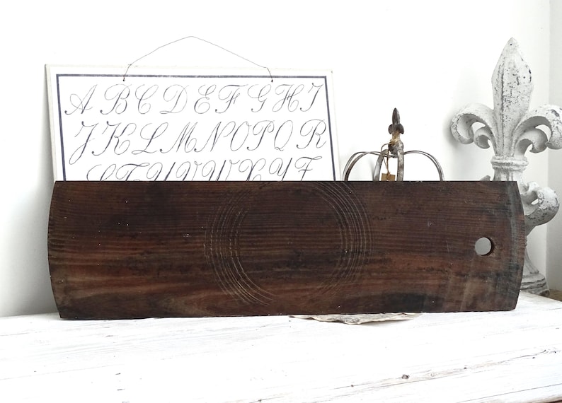 Quadro-negro antigo emoldurado: decoração de parede rústica e primitiva imagem 11
