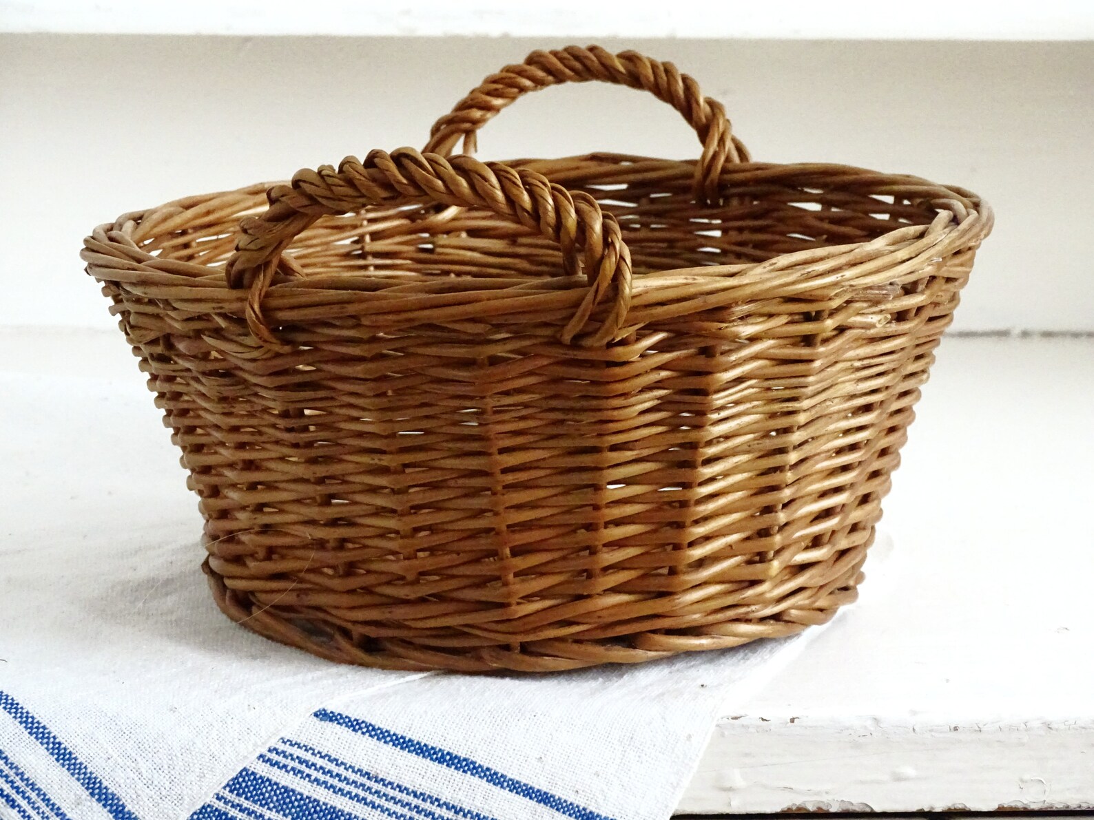 Round Wicker Woven Basket Handles Bread Serving Basket Rustic Etsy