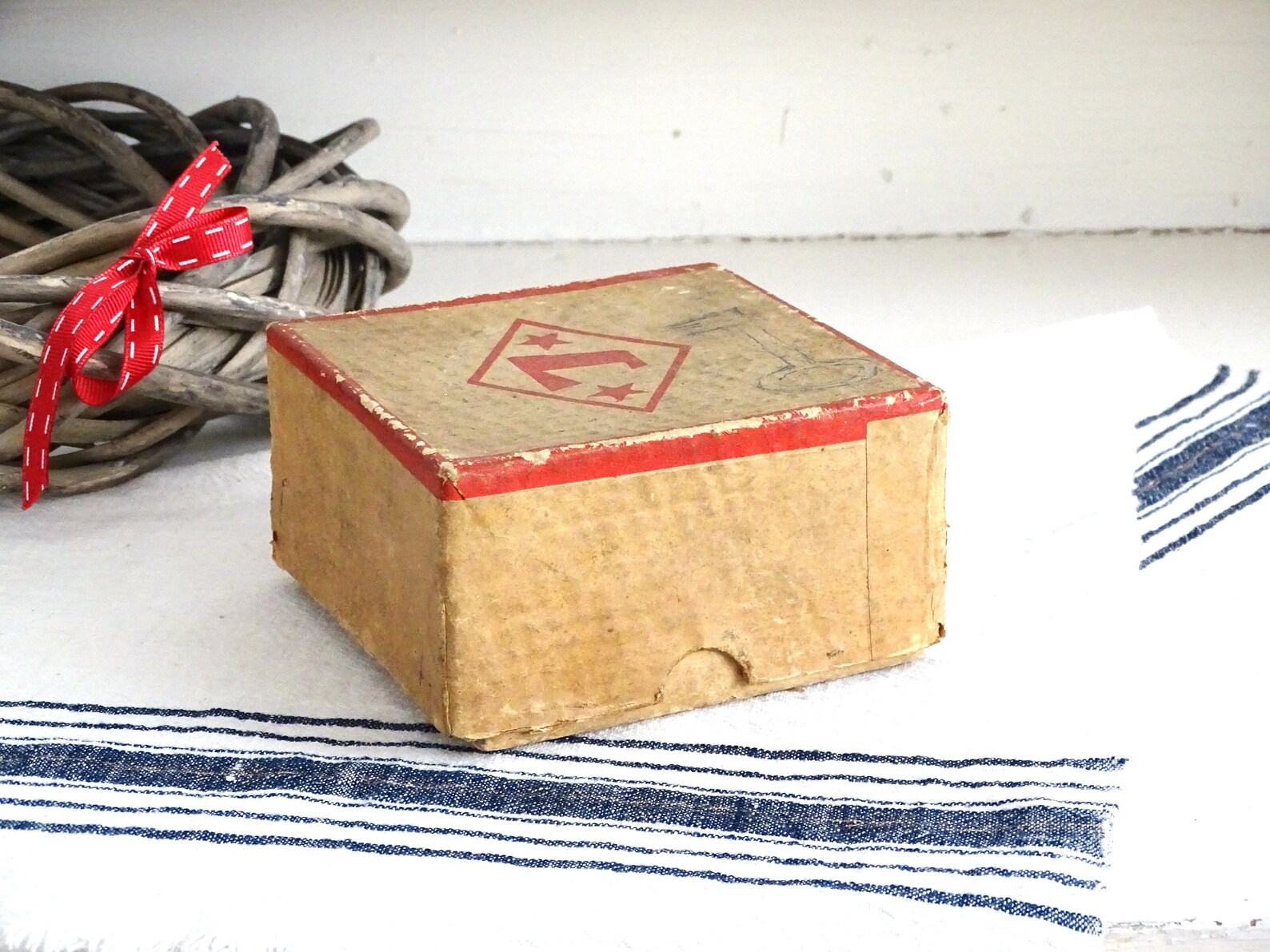 Vintage Old Cardboard Box with Lid Small Paper Box Ephemera Etsy