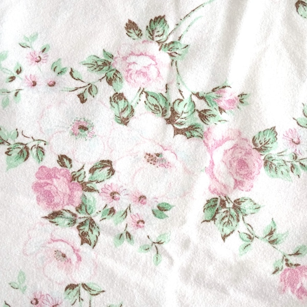 Set 2 Pink Roses Pillowcase, Floral Pillow, Flannel Cotton Pillow Case Sham, Romantic Bed Linen, Pillow Cover, Shabby Chic Country Bedding