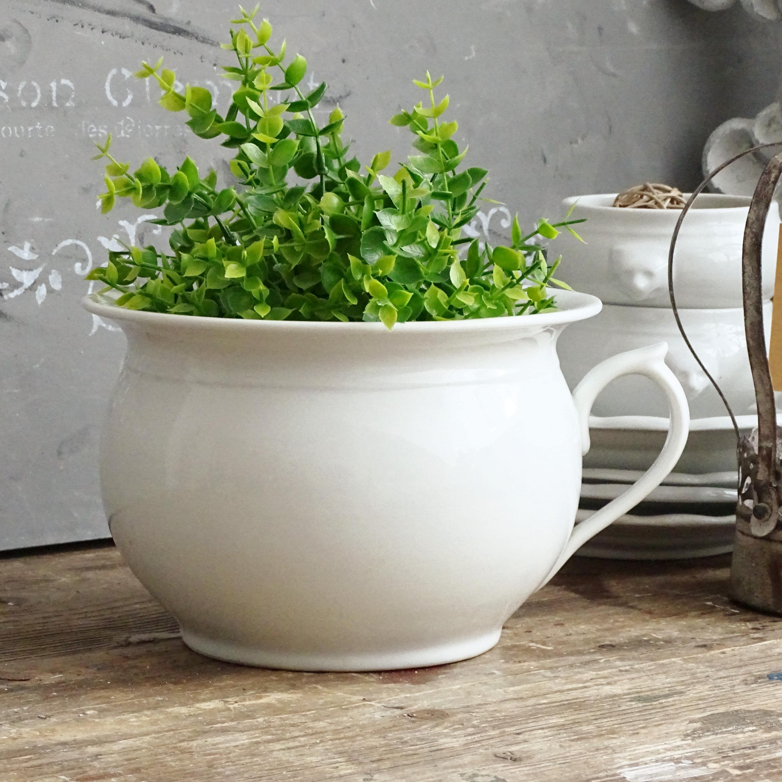 ♡ レア　アンティークホーロー　ブラシホルダー&お掃除ブラシ3点　英国　エンボス ♡ レア アンティークホーロー ブラシホルダー&お掃除ブラシ3点 英国