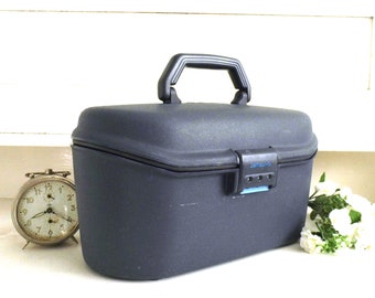 samsonite hard shell vanity case