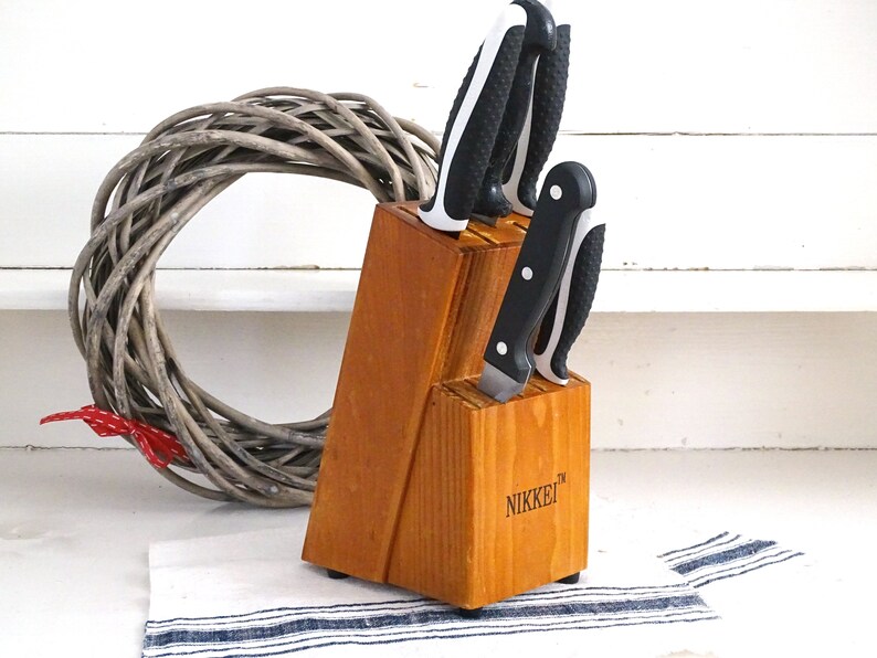 steak knives with block