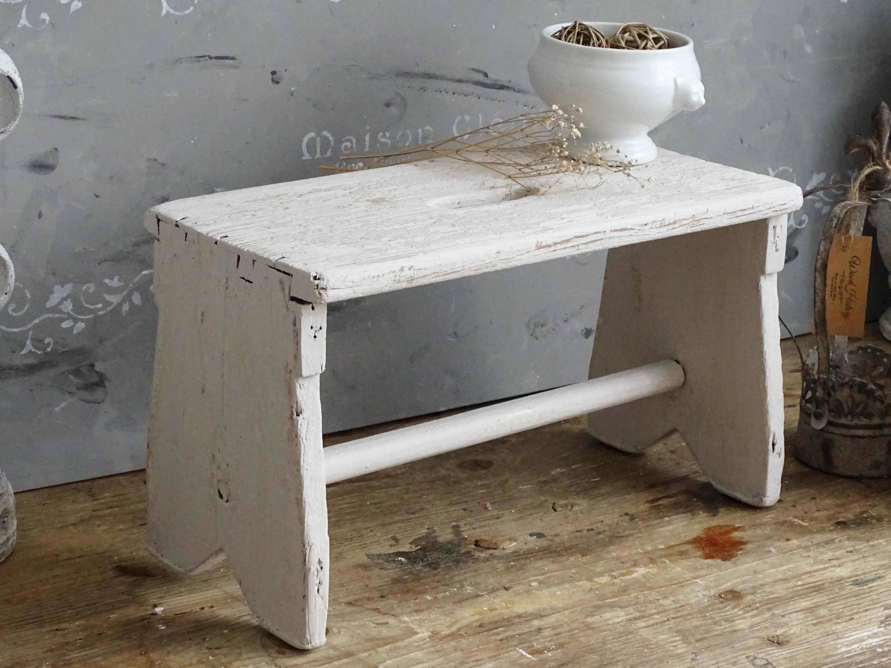 Antique White Wood Step Stool: Rustic Farmhouse Plant Stand - Etsy