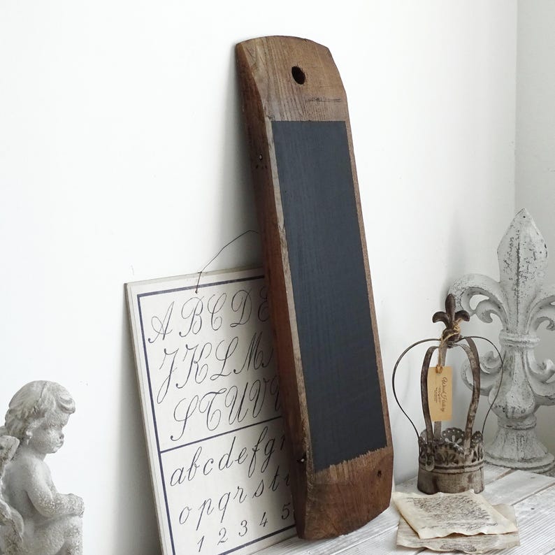 Quadro-negro antigo emoldurado: decoração de parede rústica e primitiva imagem 8
