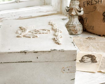 Distressed White Wood Cameo Garland Box, Vintage Shabby Chic Jewelry Keepsake Chest