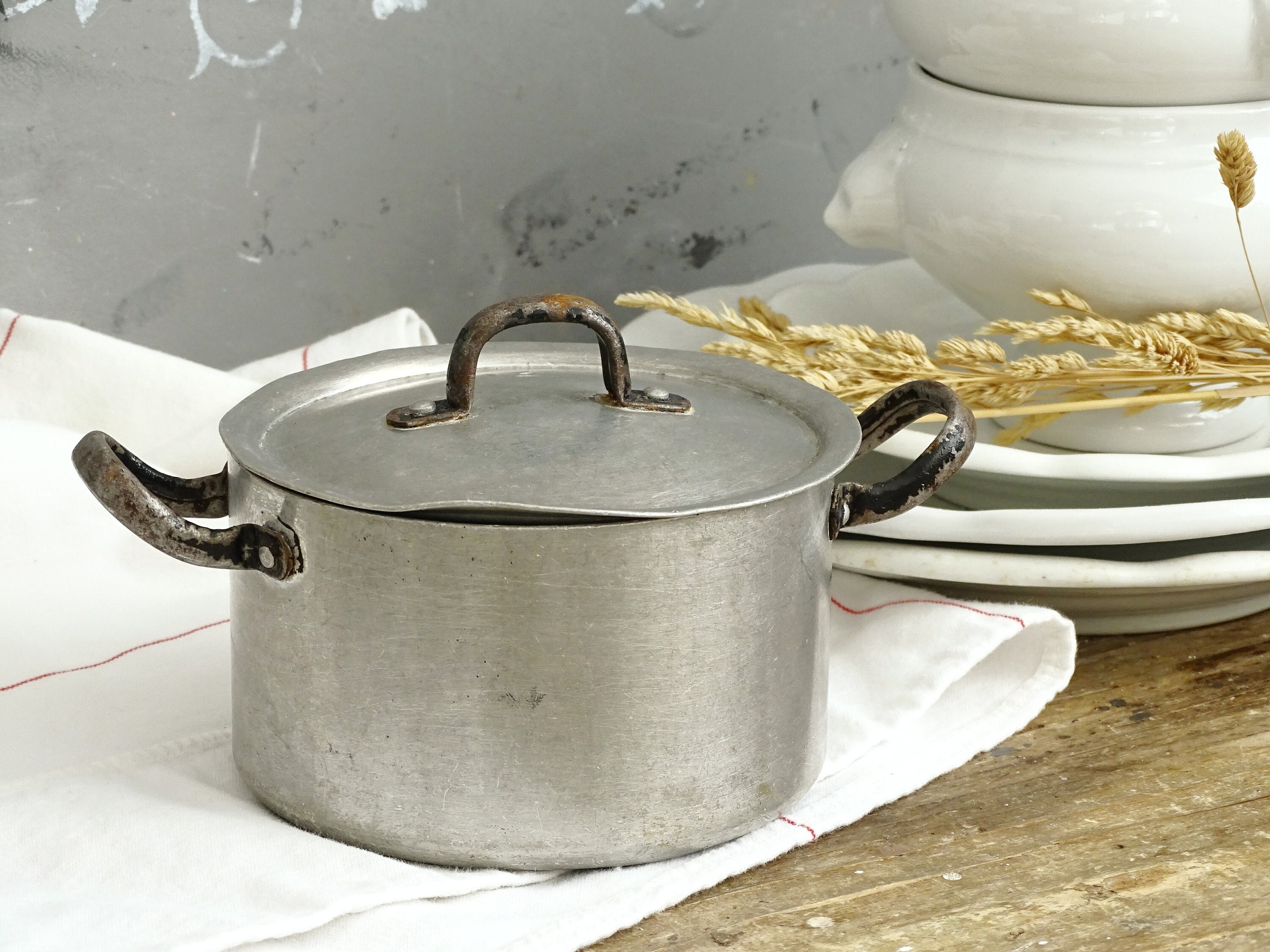 Small Aluminum Cooking Pot Lid, Enamelware Stockpot, Retro