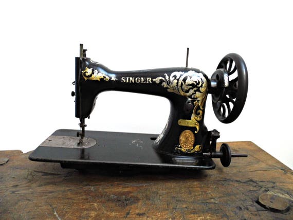 40s Antique Singer Sewing Machine Head Unit 40K Black Gold Etsy Inspiration Sewing Machine Vintage Singer 40s Antique Singer Sewing Machine Head Unit 40K Black Gold Etsy Inspiration Sewing Machine Vintage Singer