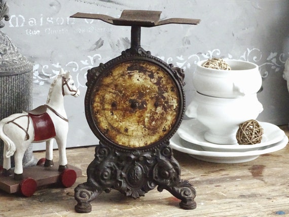 Ancenne balance - balance de cusne - vntage - balance nca