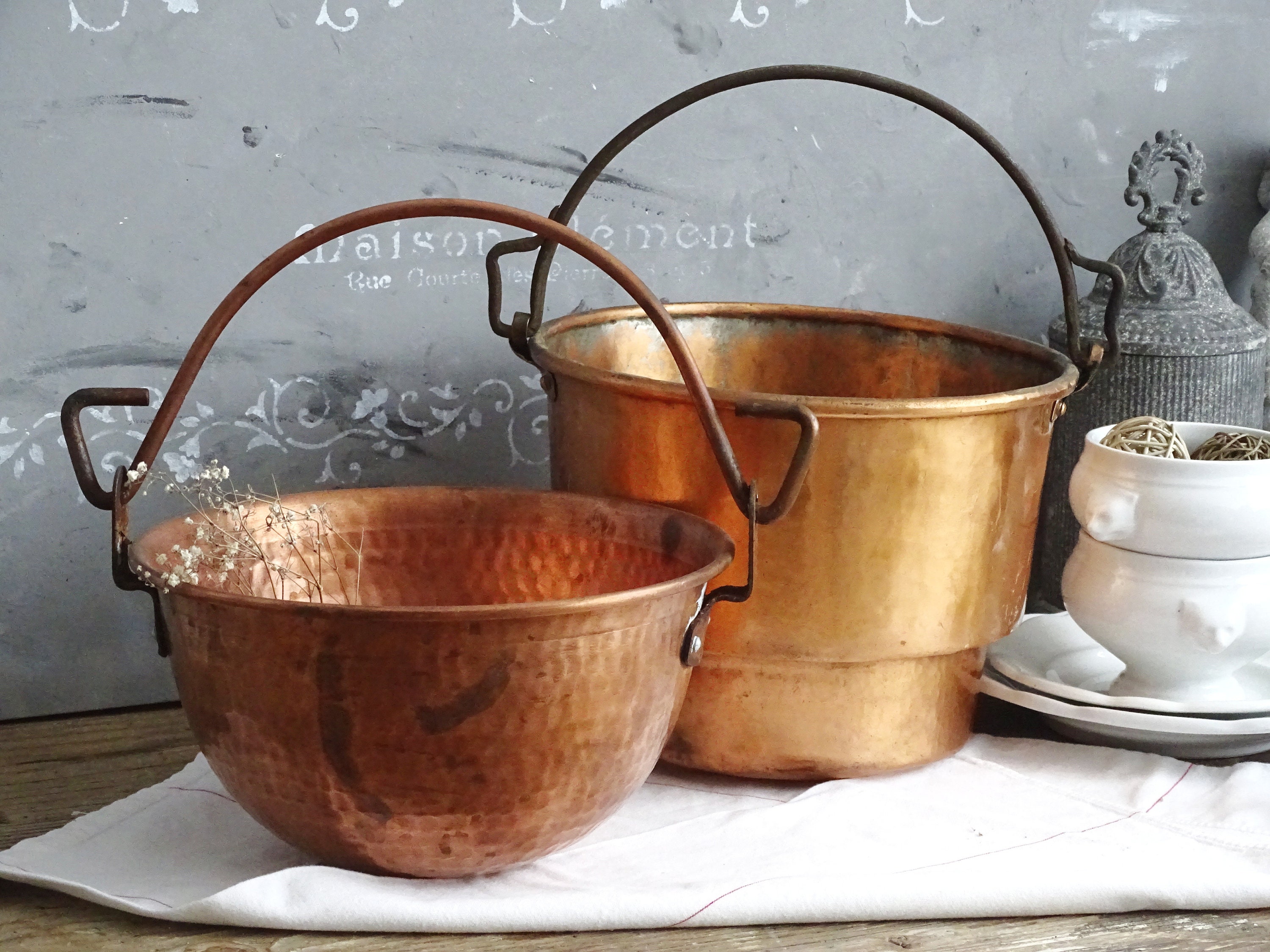 LARGE COPPER CANDY POT — Lots of Furniture