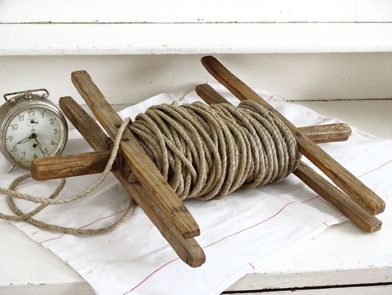 Antique Kite String Rope Winder Holder, Primitive String Rope on Wooden  Spool, Ice Fishing Rope String Winder, Rustic Jute Twine Cord Winder 