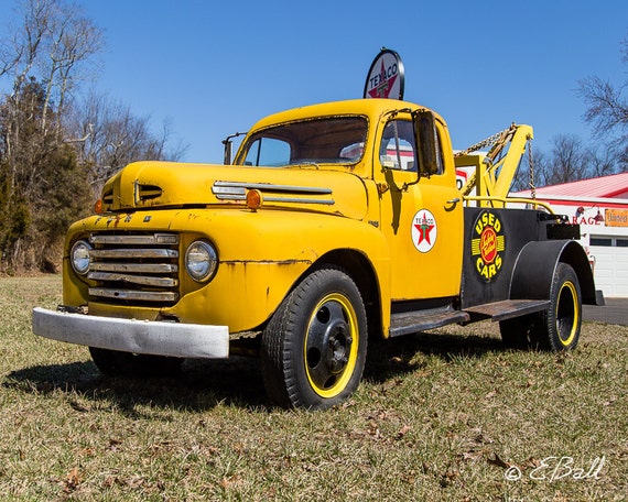 Classic Ford Texaco Tow Truck Oil Art Photo Print , Americana Vintage Old Yellow Black Auto Wrecker Tows Chevy Car