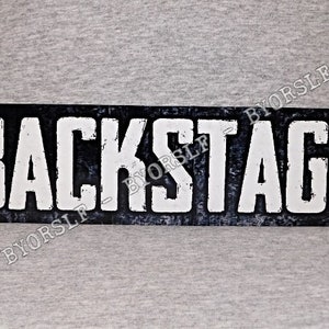 メタルサイン バックステージ 音楽会場 劇場 ドラマ クラブ バンド ショー バックステージエリア ローディー テック ミュージシャン VIP ラウンジ 3&quot;x 12&quot; アルミニウム
