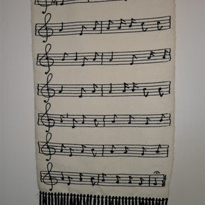Rare wall embroidery musical theme: V'la L'Bon Vent