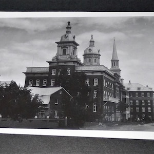 Hôpital Ste-Anne BAIE ST-PAUL/Couvent des Franciscaines.Carte postale d'après photo