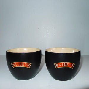 Lot de 2 tasses en grès Bailey - 2 Bailey's Stoneware Mugs