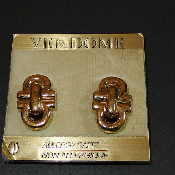 VENDOME clip on goldtone earrings - classic style