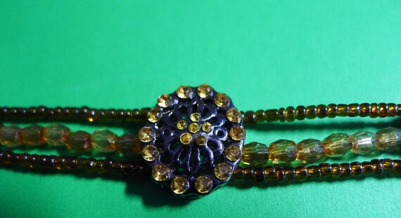 Très joli  bracelet LBVYR avec pierres couleur ja… - image 3