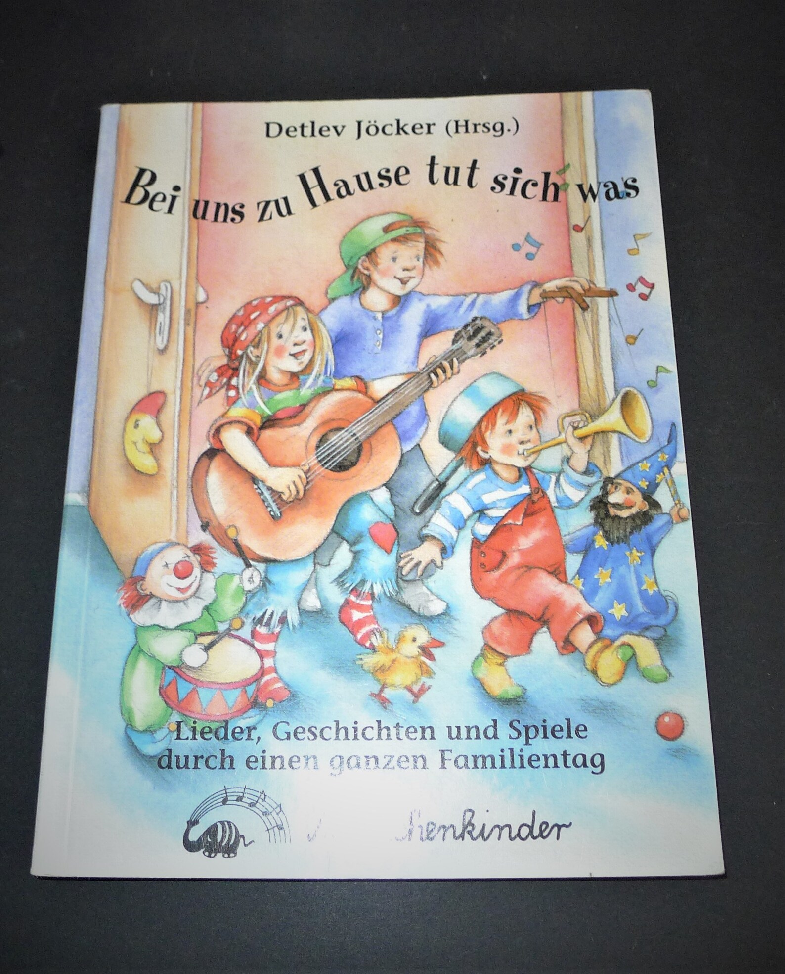 Bei uns zu Hause tut sich was Songtext by Detlev Etsy