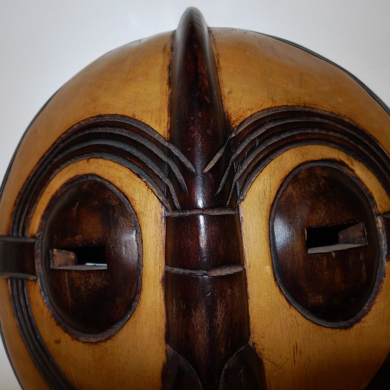 Rare GHANA Double Mouth Ceremonial Tribal Folk Art Carved Mask Ghana Tribal Mask made of wood in excellent condition.