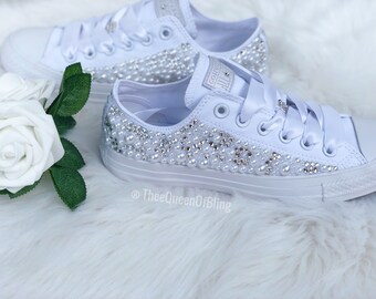 wedding with converse sneakers