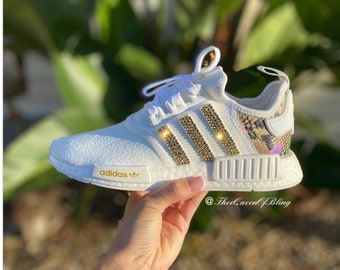 adidas nmd r1 womens white snakeskin