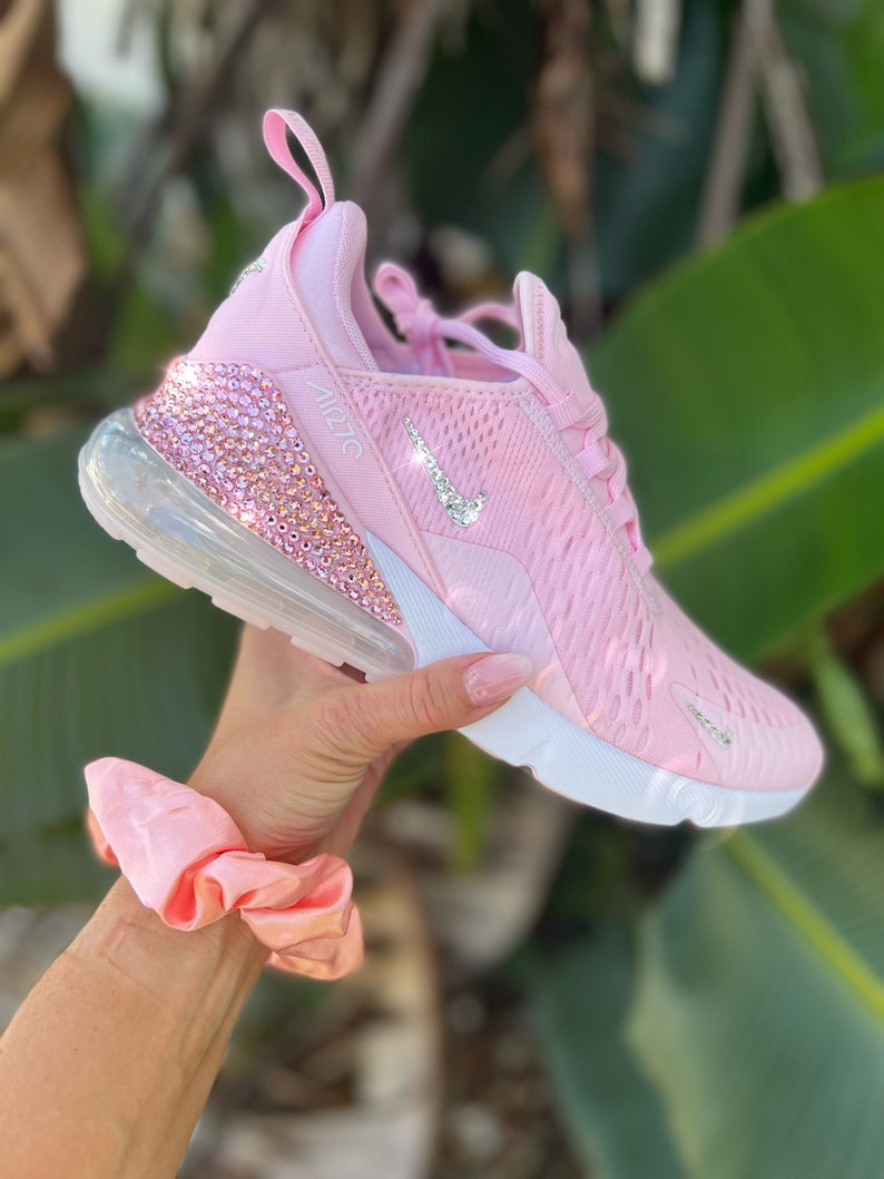 womens white nike 270