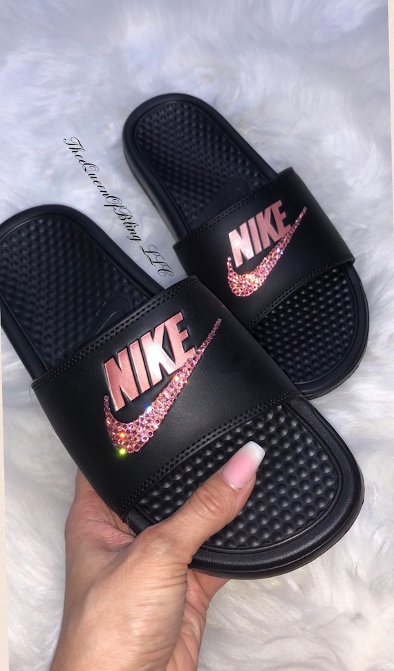 nike slides benassi