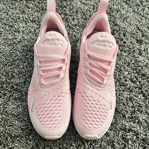 all white womens 270