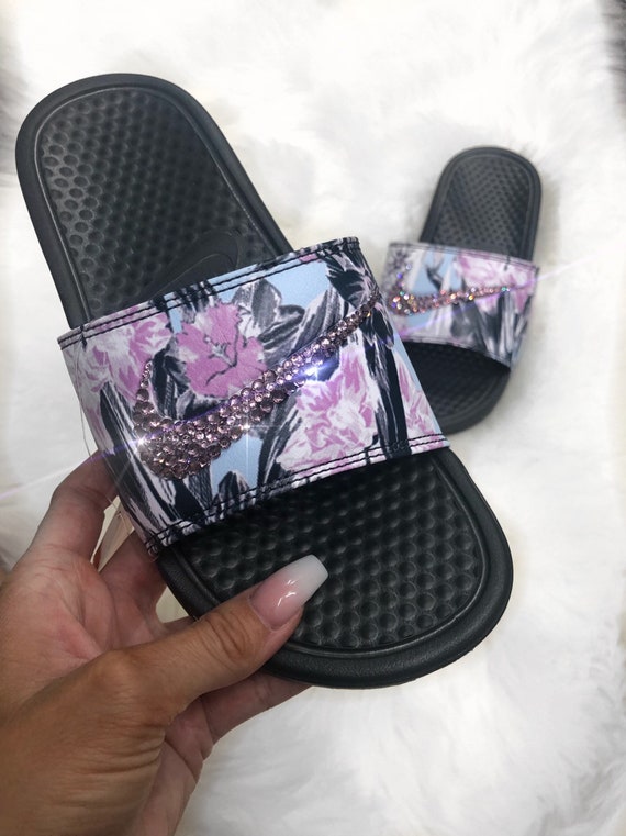 nike benassi slide floral